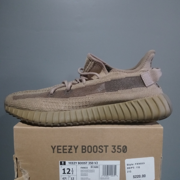 YEEZY BOOST 350 V2 **100% AUTHENTIC*** - Picture 5 of 8